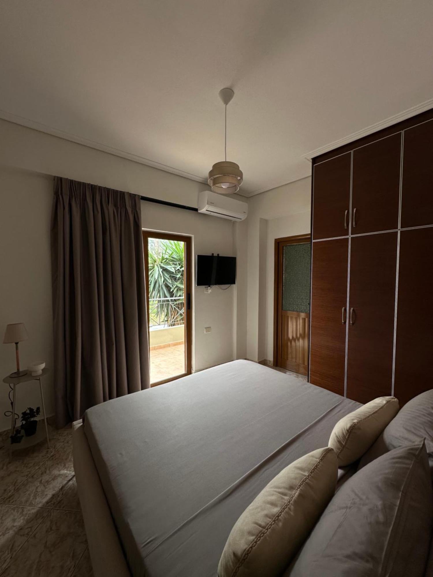 Casa de hóspedes Seaside & Port Rooms-3 Min From Port! Sarandë