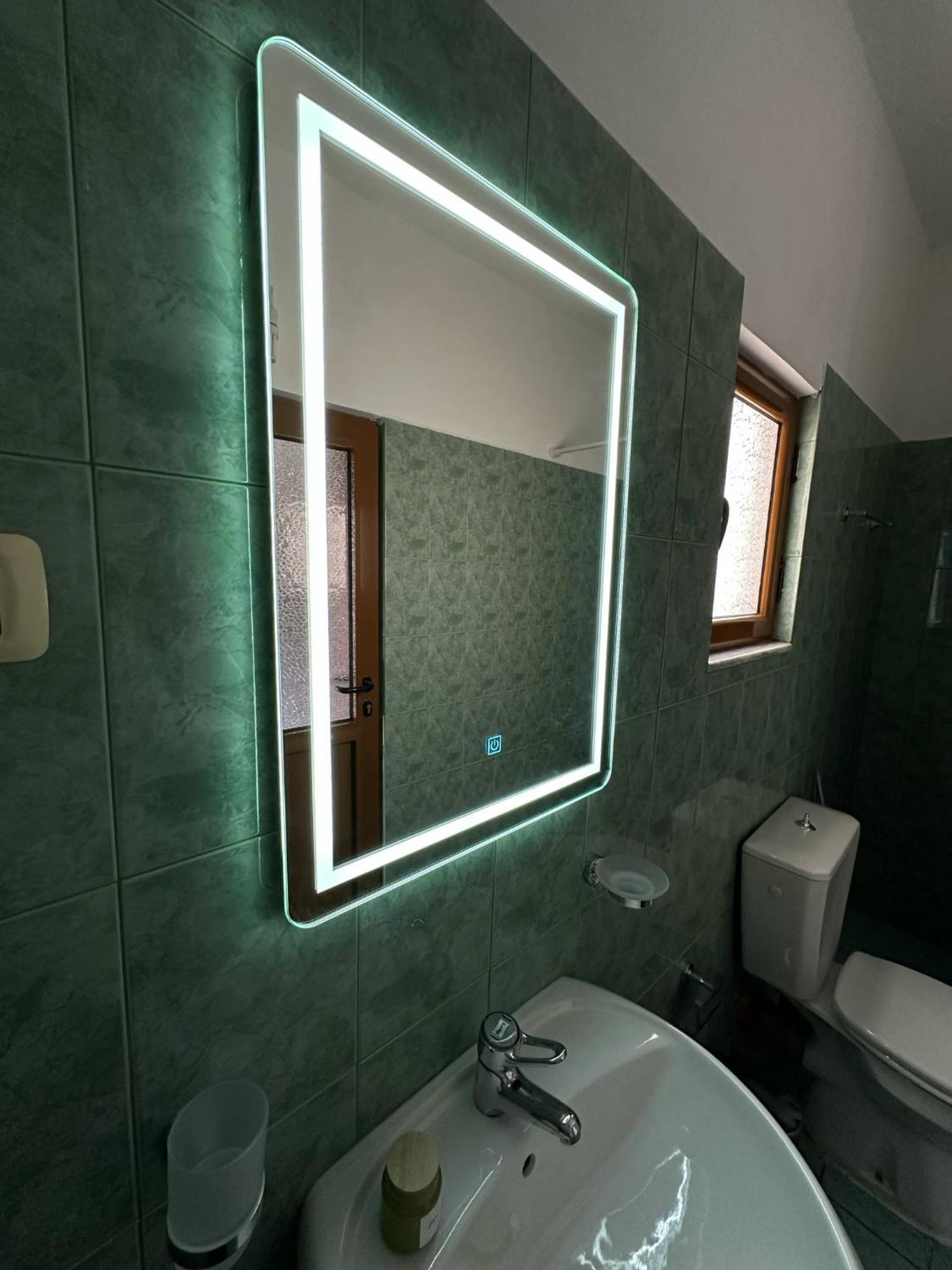 Seaside & Port Rooms-3 Min From Port! * Sarandë